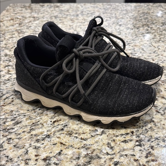 Sorel Shoes - Sorel Kinetic Tennis Shoes